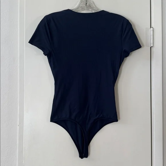 Abercrombie Women's Soft Matte Seamless Tee Bodysuit Navy Blue size Small - Picture 10 of 12